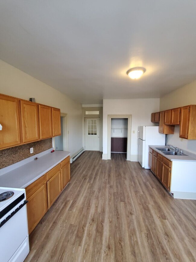 377 White Deer Ave in Allenwood, PA - Building Photo - Building Photo