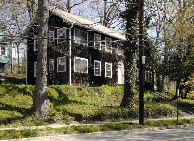 50 Elm Ave in Takoma Park, MD - Foto de edificio - Building Photo