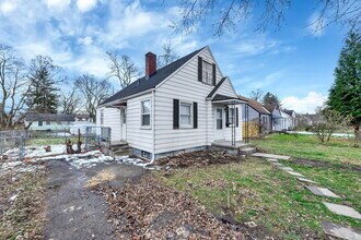 118 N Kellner Rd in Columbus, OH - Building Photo - Building Photo