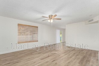 4902 W Joyce Cir in Glendale, AZ - Building Photo - Building Photo