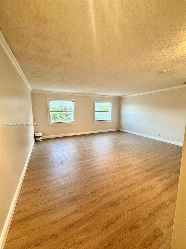 2008 Jackson St in Hollywood, FL - Building Photo - Building Photo