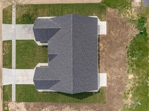 516 Carriage Ct in Dwight, IL - Building Photo - Building Photo