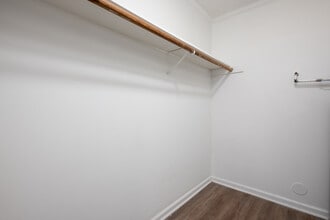 Cedar Green in Walkertown, NC - Foto de edificio - Interior Photo