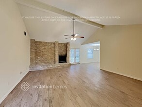 19607 Horseshoe Lake Ln in Houston, TX - Foto de edificio - Building Photo