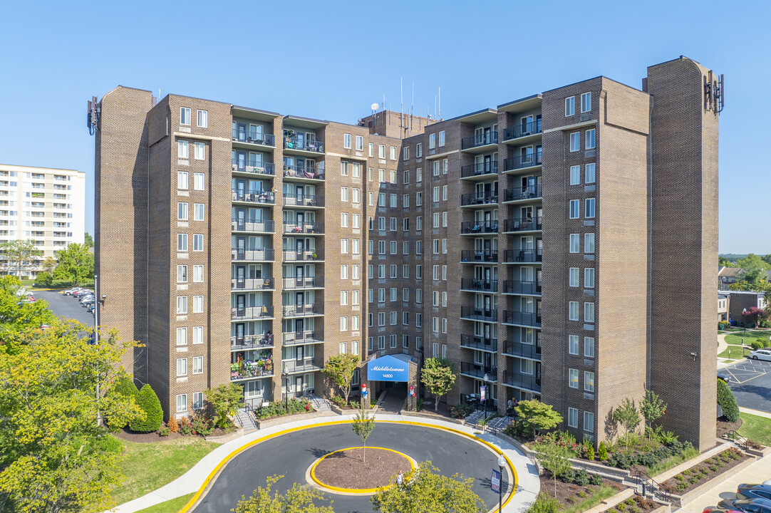 Middletowne & The Dona in Laurel, MD - Foto de edificio