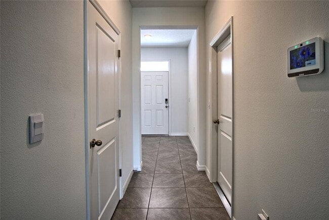 474 Mangrove Shade Cir in Apollo Beach, FL - Building Photo - Building Photo