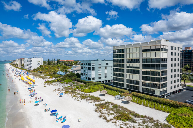 Silver Sands of Bonita Beach in Bonita Springs, FL - Building Photo - Building Photo