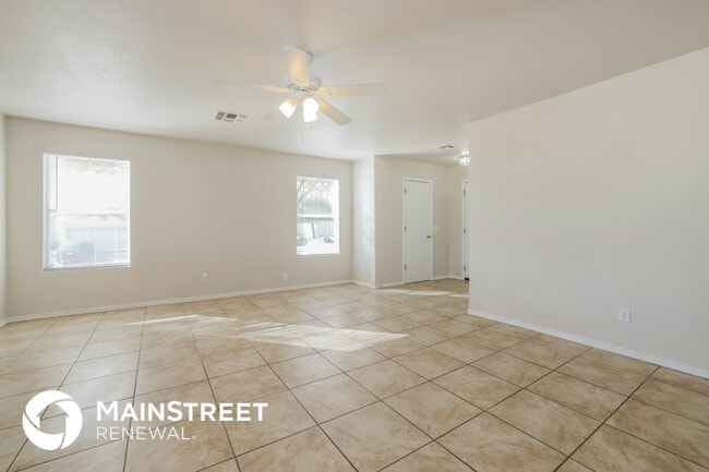 3755 W Exton Ln in Tucson, AZ - Building Photo - Building Photo