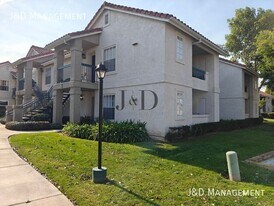 10790 Aderman Ave in San Diego, CA - Building Photo