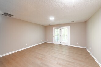 936 S Fifth St in Mebane, NC - Building Photo - Building Photo