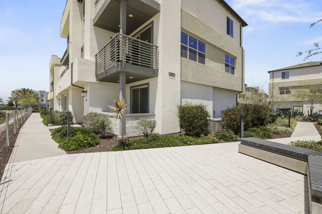 1891 Cosmopolitan Ln in Chula Vista, CA - Building Photo - Building Photo