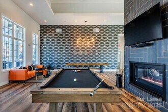 12509 Crown Park Ct, Unit B1 in Charlotte, NC - Building Photo - Building Photo