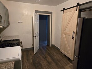 10508 S Maryland Ave, Unit Quiet Community in Chicago, IL - Foto de edificio - Building Photo