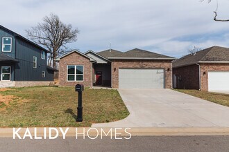 504 Remington Ave in Jones, OK - Building Photo - Building Photo