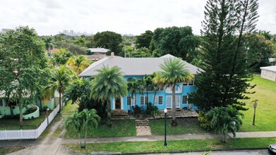 1512 Harrison St in Hollywood, FL - Building Photo - Primary Photo