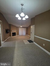 2809 Waters Edge Dr in Newark, DE - Building Photo - Building Photo