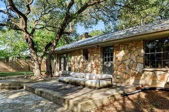 202 Leveritts Loop in Wimberley, TX - Building Photo - Building Photo