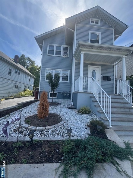 property at 29 Kingsland St