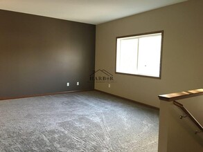 3112 Rose Dr SE in Rochester, MN - Building Photo - Building Photo