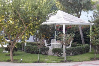 17717 Tulsa St in Los Angeles, CA - Building Photo - Building Photo