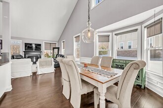 8 Highridge Rd in Middlebury, CT - Building Photo - Building Photo