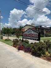 Whitehorse Apartments in Yukon, OK - Building Photo - Building Photo