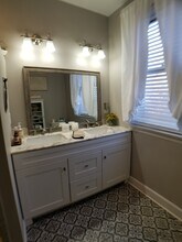2229 Maplewood Ave, Unit Mt Auburn in Cincinnati, OH - Foto de edificio - Building Photo