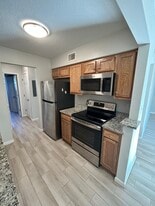465 Crabapple Ct, Unit 1B in Orange Park, FL - Building Photo