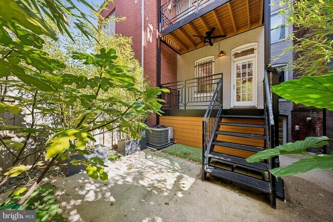 property at 1842 North Capitol St NW