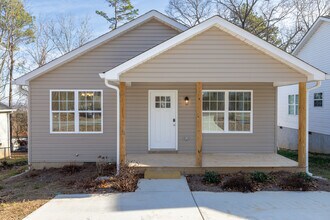 812 Aubrey Ave in Chattanooga, TN - Foto de edificio - Building Photo