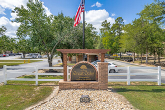 Great Oaks Apartments in Lufkin, TX - Foto de edificio - Building Photo