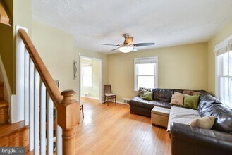 2609 Farmington Dr in Alexandria, VA - Building Photo - Building Photo