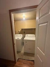 3753 Jonathan Dr, Unit C in Hebron, KY - Building Photo - Building Photo