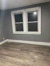 292 Mill St in Ecorse, MI - Foto de edificio - Building Photo