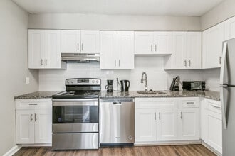 1035 Franklin Gateway SE in Marietta, GA - Building Photo - Building Photo