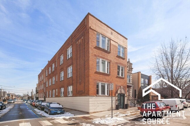 3051 W Medill Ave, Unit 2B