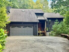 67 Cliffview Dr in Asheville, NC - Building Photo