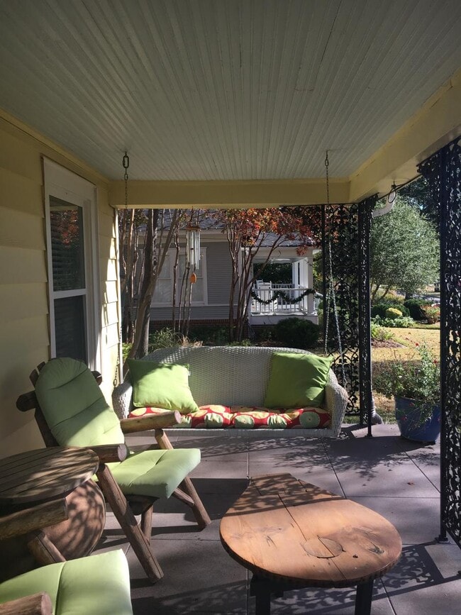 601 E College St in Denton, TX - Building Photo - Building Photo