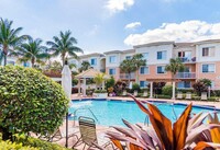 6305 Myrtlewood Cir W in Palm Beach Gardens, FL - Foto de edificio - Building Photo