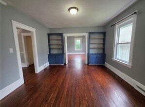 94 Huntington Ave in Woonsocket, RI - Building Photo - Building Photo