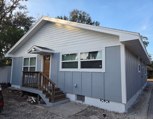 1520 Woodward St, Unit Small Suite, Utities, inc in Orlando, FL - Building Photo - Building Photo