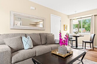 18415 Sharon Ln, Unit SI ID1054652P in Roseville, MI - Building Photo - Building Photo