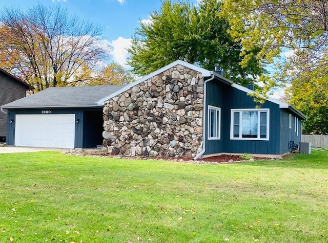 1980 Tumblebrook Rd in Neenah, WI - Building Photo - Building Photo