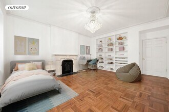 325 E 58th St in New York, NY - Building Photo - Building Photo