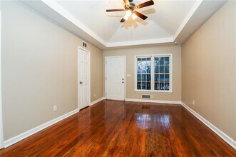 2861 Eastwood Dr in Decatur, GA - Foto de edificio - Building Photo