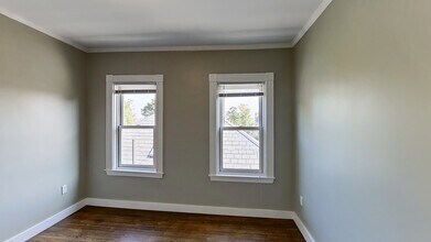 23 Evergreen St, Unit 3 in Boston, MA - Building Photo - Building Photo
