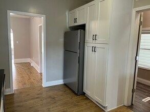 1364 W 58th St, Unit 1 in Cleveland, OH - Building Photo - Building Photo