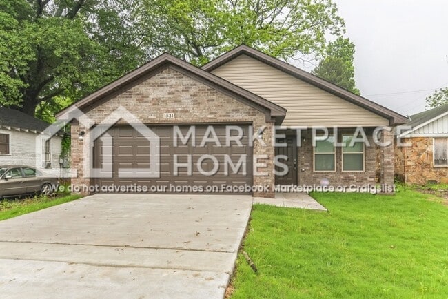 property at 1521 Allen St