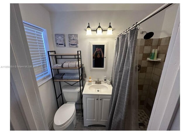 property at 2530 Rodman St
