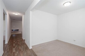 24 Seattle Slew Way in Cartersville, GA - Building Photo - Building Photo